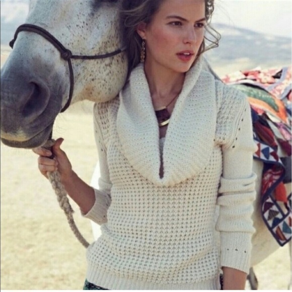 Angel Of the North Wool Mohair Waffle Knit Cowlneck - Picture 1 of 7